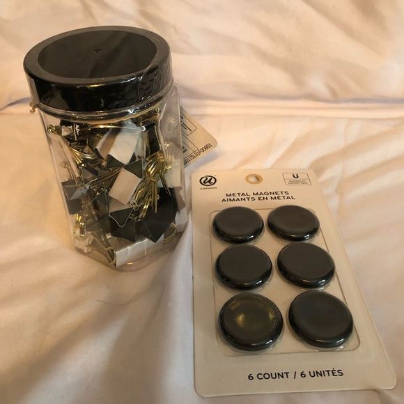 Ubrand chips and magnets new - Picture 4 of 5